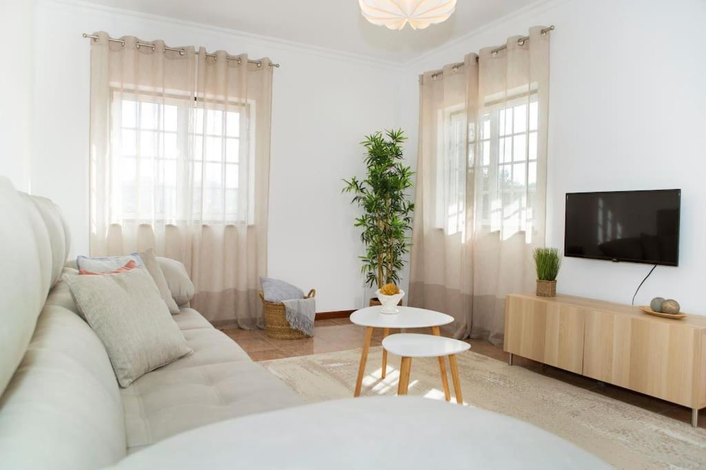Entrevillas Alojamento Local, Apartamento T2 Аркуш-ди-Валдевеш Экстерьер фото